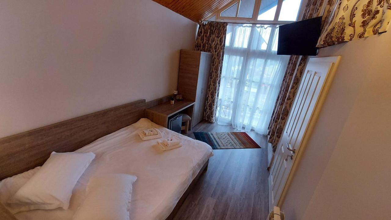 Casa Giulia Hotel Băile Olăneşti Екстериор снимка