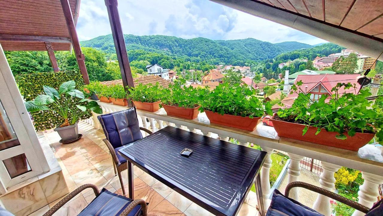 Casa Giulia Hotel Băile Olăneşti Екстериор снимка